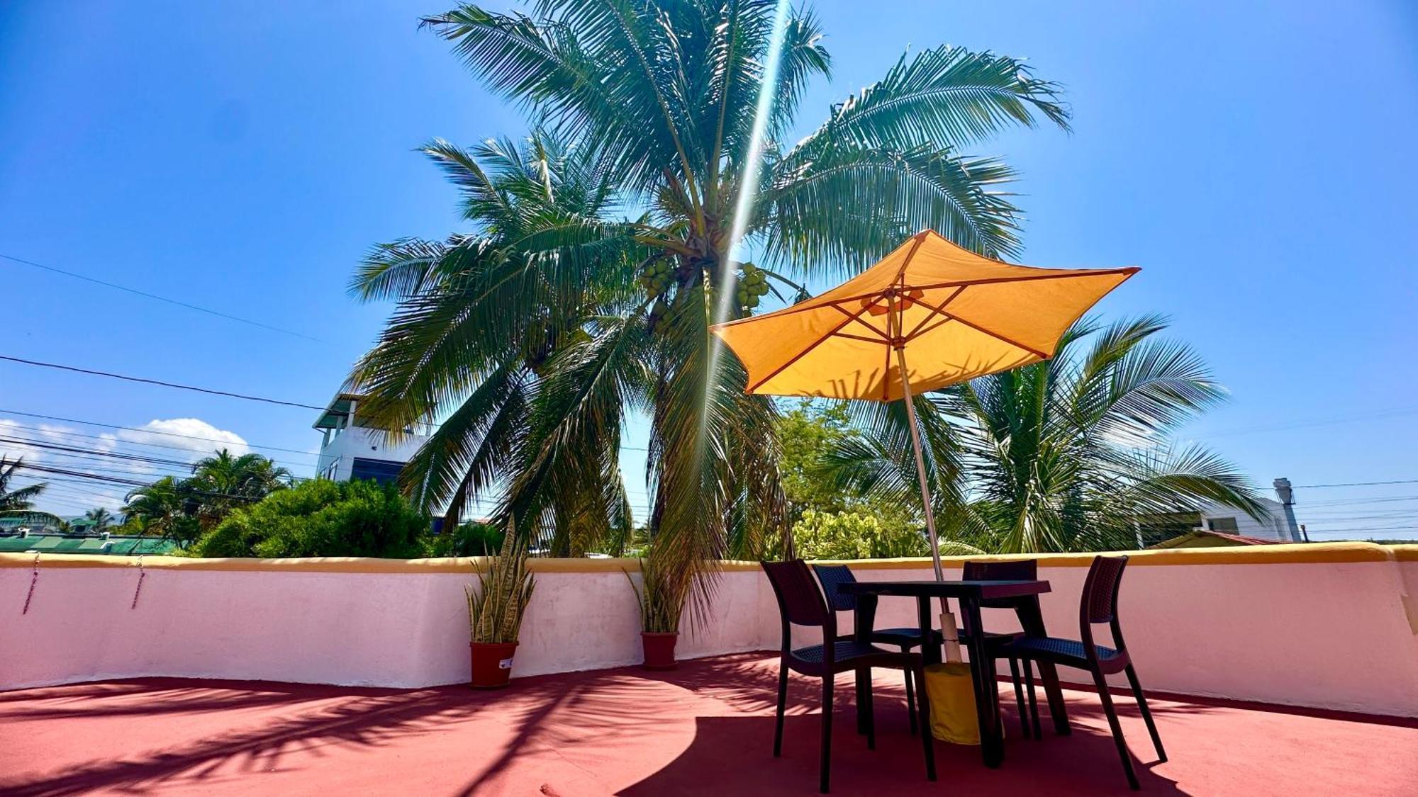 Hostal Suenos Silvestres Puerto Ayora  Exteriér fotografie